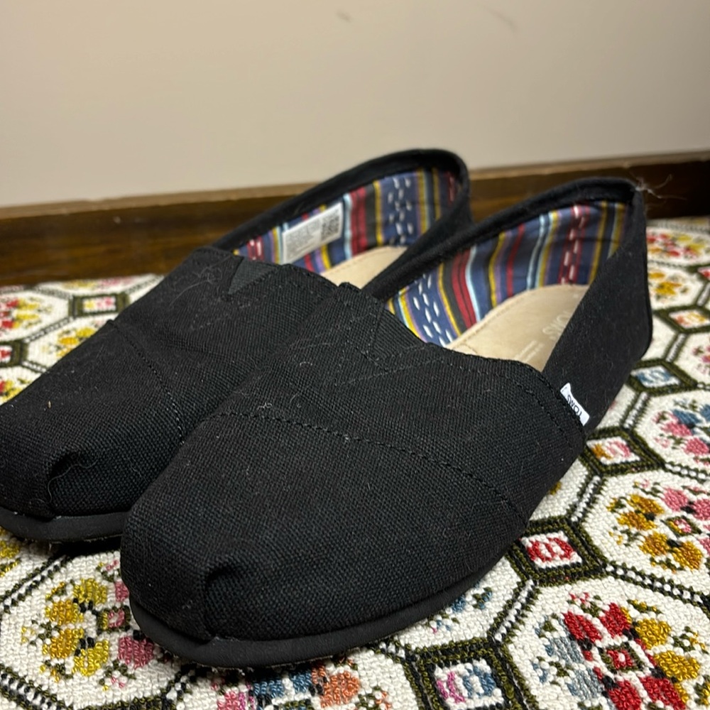 TOMS
